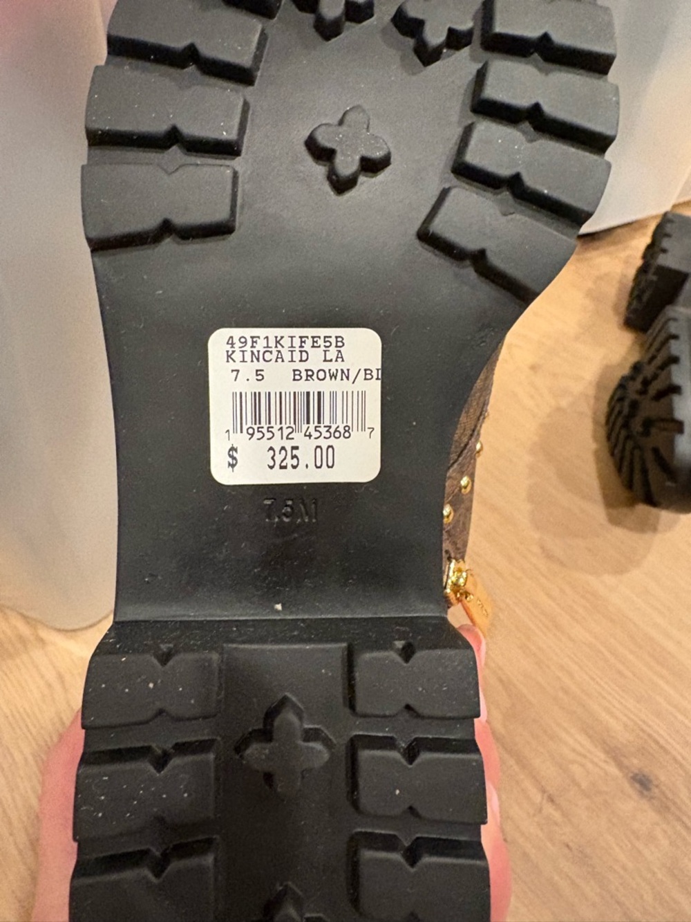 Women’s boots - Picture 2 of 3